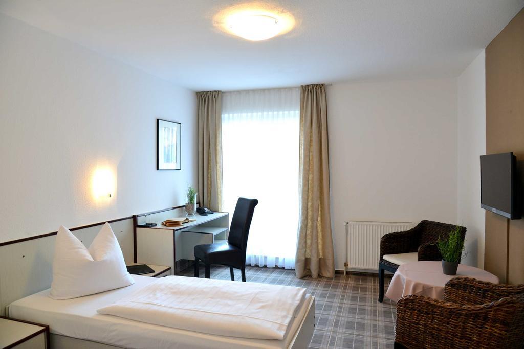 Arnimsruh Hotel Garni Lübeck Dış mekan fotoğraf